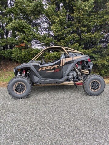 New 2025 Polaris RZR Pro R