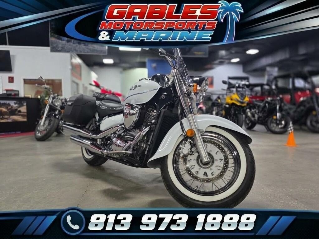 2025 Suzuki Boulevard 800