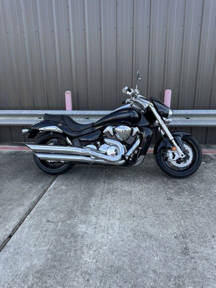 Photo 1 for New 2025 Suzuki Boulevard 1800 M109R