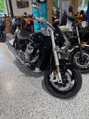 New 2025 Suzuki Boulevard 1800 M109R