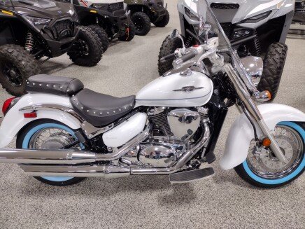 Photo 1 for New 2025 Suzuki Boulevard 800