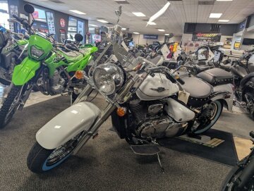 New 2025 Suzuki Boulevard 800