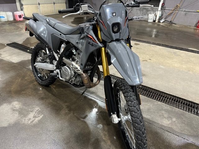 2025 Suzuki DR-Z4S