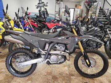 New 2025 Suzuki DR-Z4S