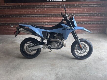 Photo 1 for New 2025 Suzuki DR-Z4SM