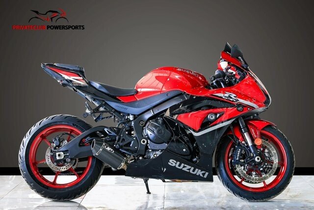 2025 Suzuki GSX-R1000