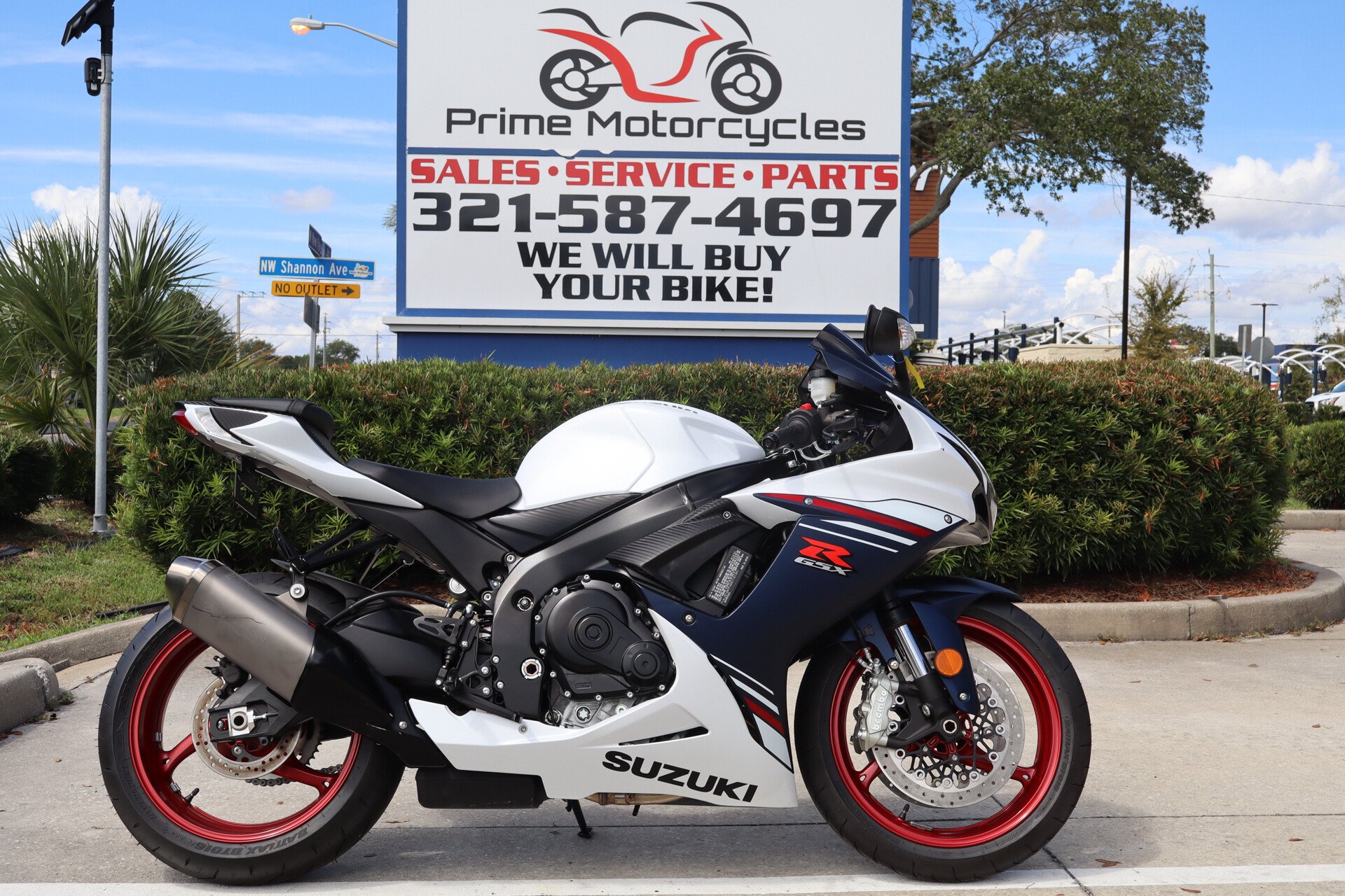 2025 Suzuki GSX-R600