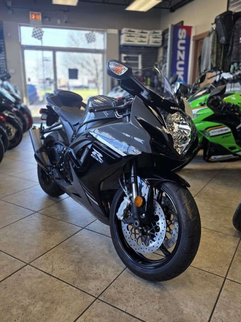 New 2025 Suzuki GSX-R600