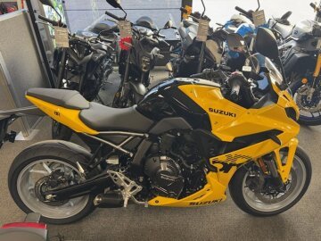 New 2025 Suzuki GSX-8R