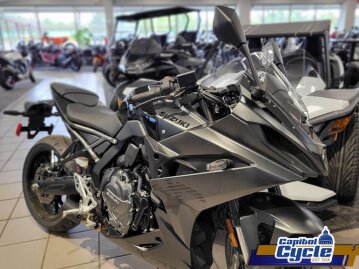 New 2025 Suzuki GSX-8R