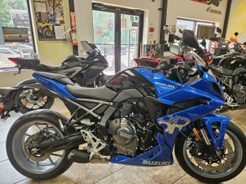 New 2025 Suzuki GSX-8R