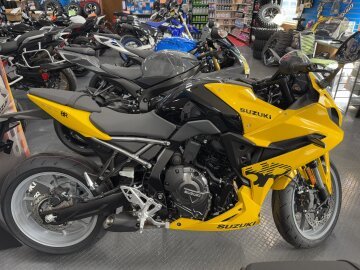 New 2025 Suzuki GSX-8R
