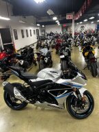 Thumbnail Photo 1 for New 2025 Suzuki GSX-R1000