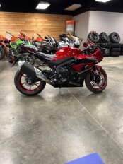 New 2025 Suzuki GSX-R1000