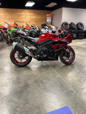 New 2025 Suzuki GSX-R1000
