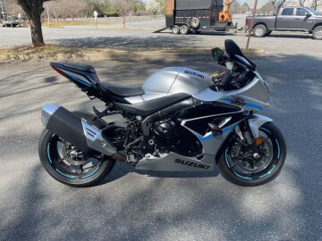 2025 Suzuki GSX-R1000