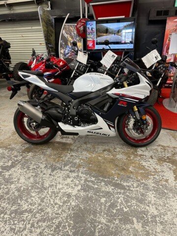 New 2025 Suzuki GSX-R750