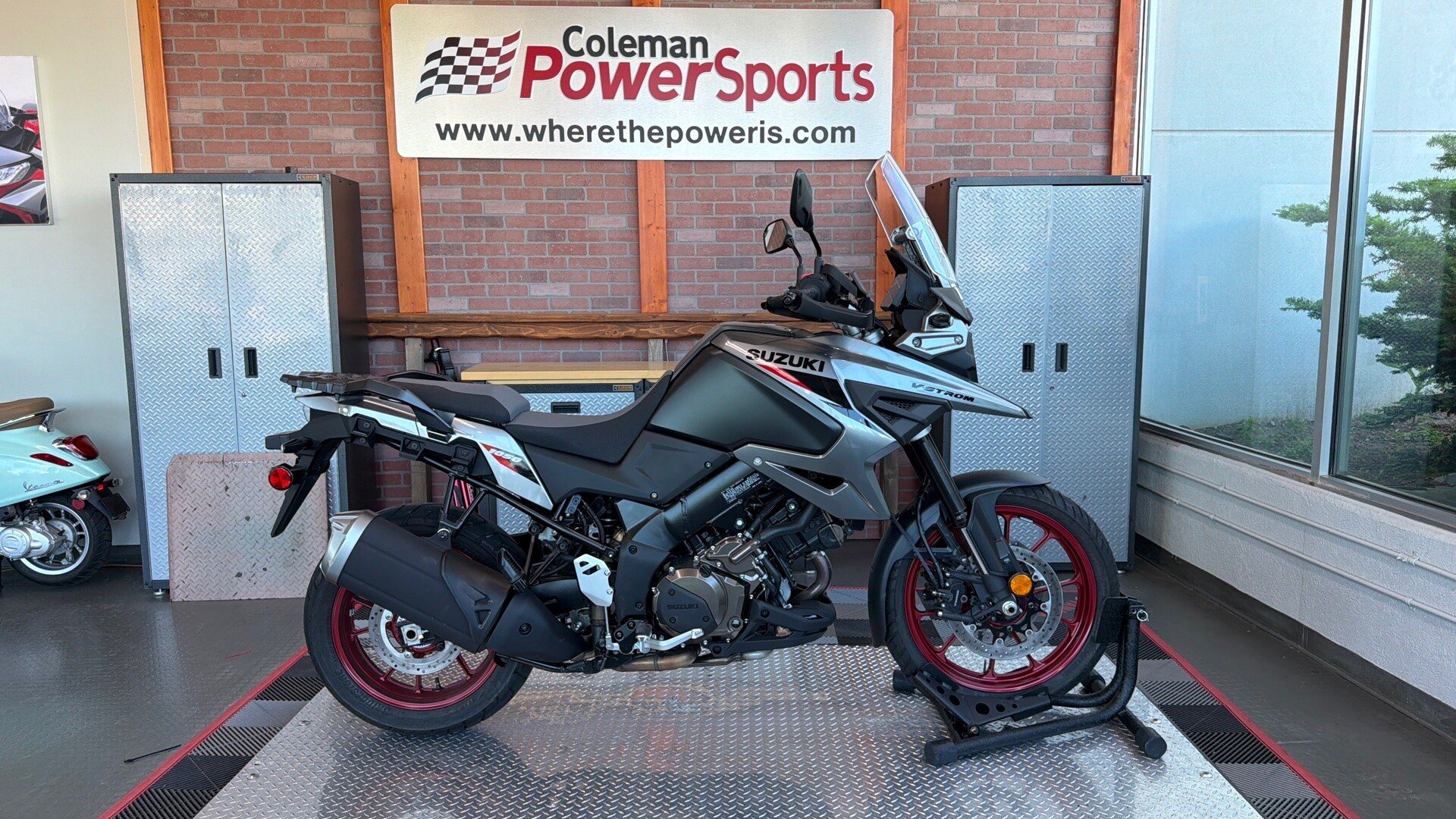 New 2025 Suzuki V-Strom 1050