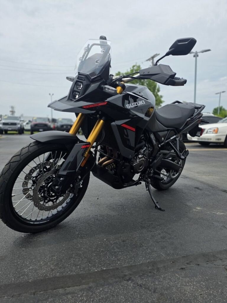 New 2025 Suzuki V-Strom 800