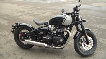 New 2025 Triumph Bonneville 1200 Bobber