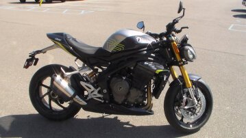 New 2025 Triumph Speed Triple
