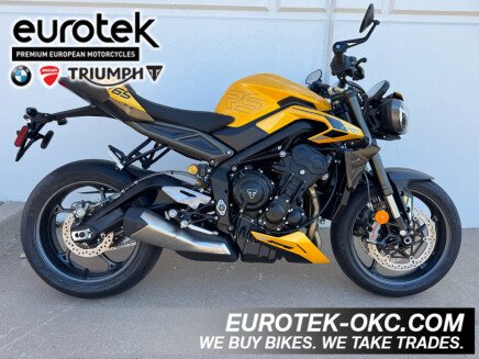 Photo 1 for New 2025 Triumph Street Triple