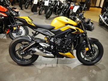 New 2025 Triumph Street Triple RS