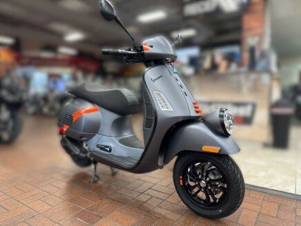 Photo 1 for New 2025 Vespa GTV 310