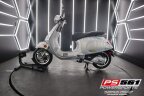 Thumbnail Photo 2 for New 2025 Vespa Primavera 150