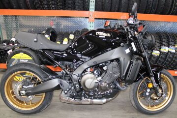 New 2025 Yamaha XSR900
