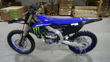 New 2025 Yamaha YZ450F