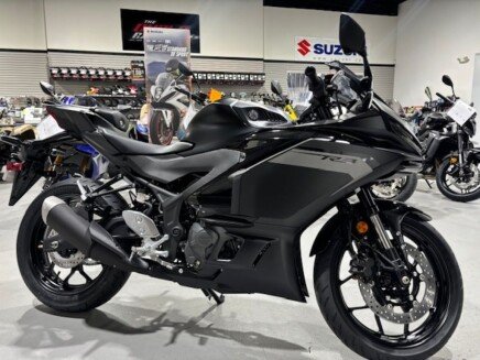 Photo 1 for New 2025 Yamaha YZF-R3
