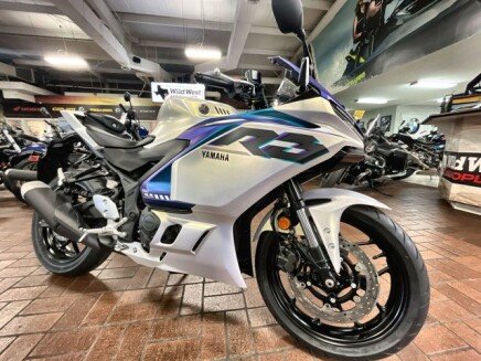 Photo 1 for New 2025 Yamaha YZF-R3