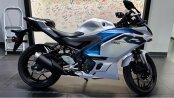 New 2025 Yamaha YZF-R3