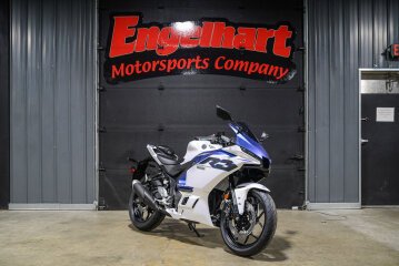 New 2025 Yamaha YZF-R3