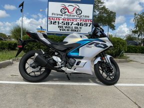 2025 Yamaha YZF-R3