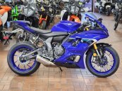 New 2025 Yamaha YZF-R7