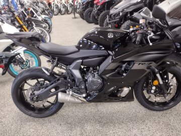 New 2025 Yamaha YZF-R7