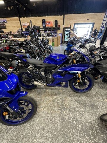 New 2025 Yamaha YZF-R7