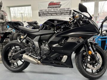 New 2025 Yamaha YZF-R7