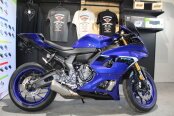 New 2025 Yamaha YZF-R7
