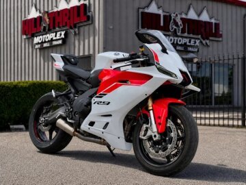 2025 Yamaha YZF-R9