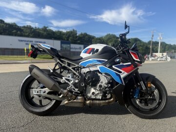 New 2026 BMW M1000R