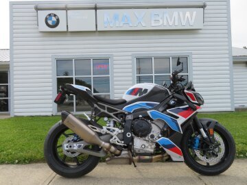 New 2026 BMW M1000R