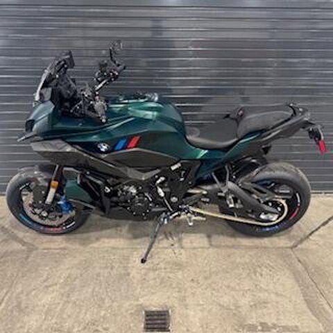 New 2026 BMW M1000XR