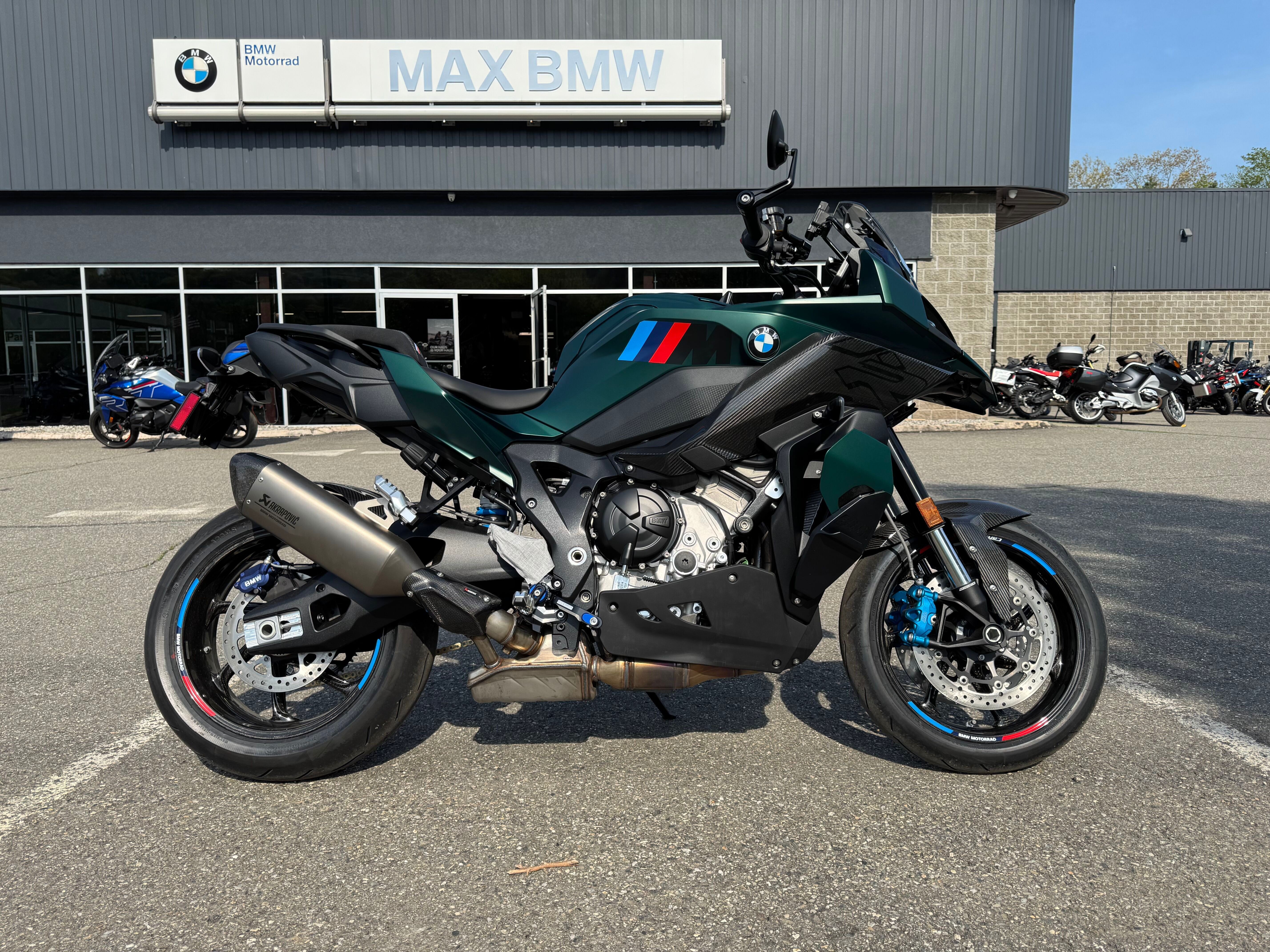 New 2026 BMW M1000XR