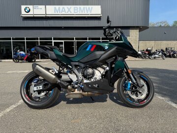 New 2026 BMW M1000XR