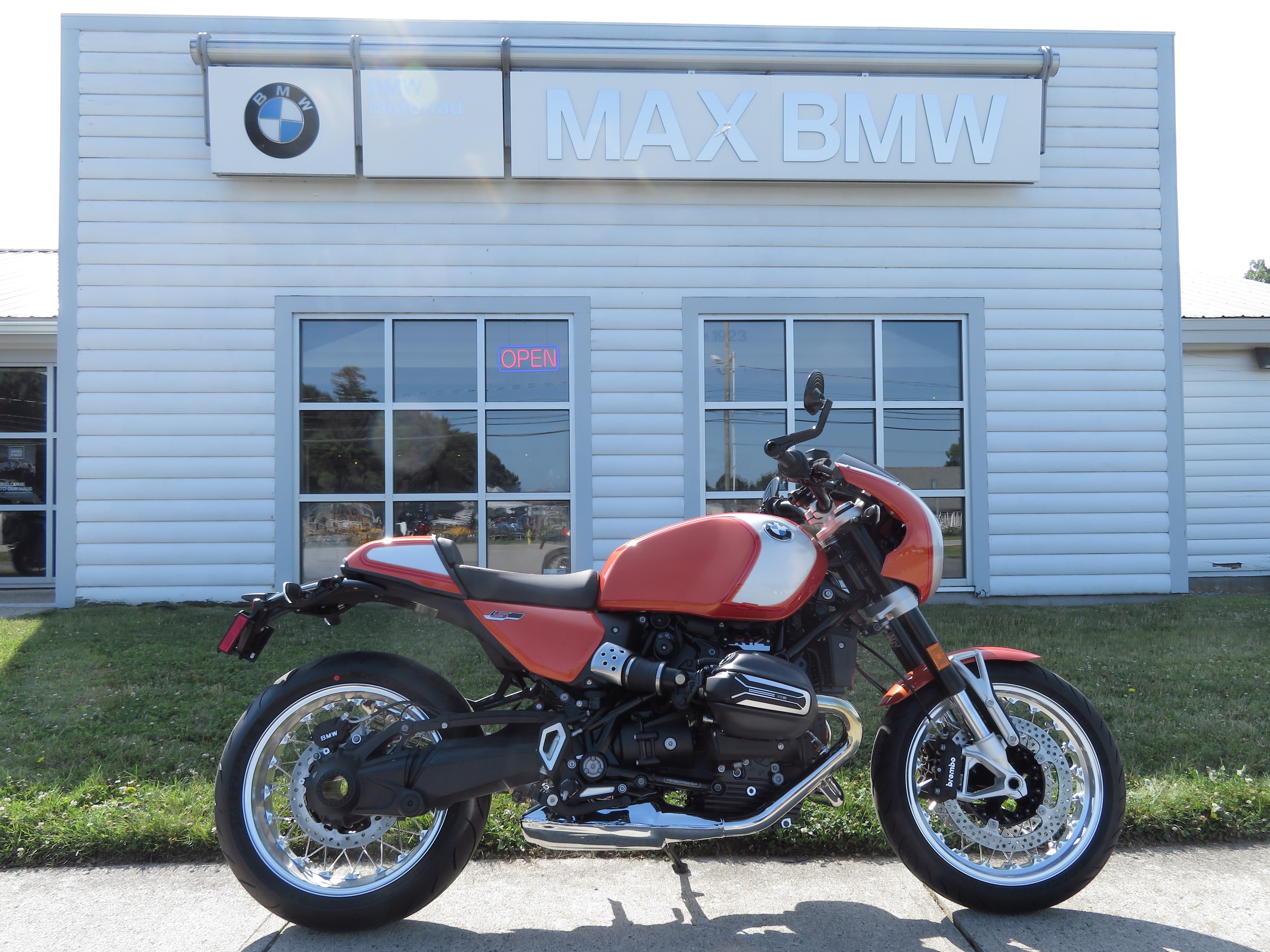 New 2026 BMW R 12