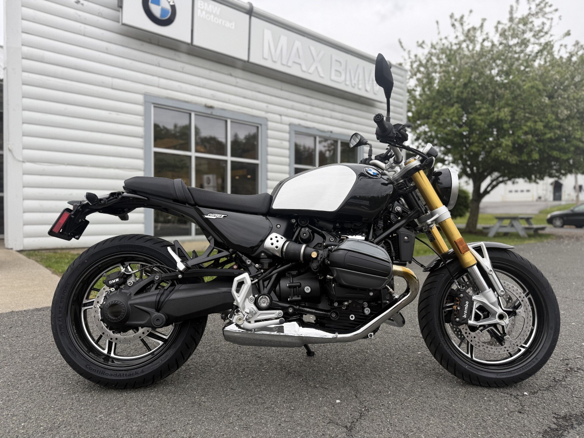 New 2026 BMW R 12 nineT