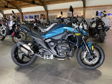 New 2026 BMW R1300R
